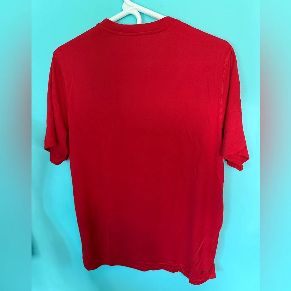 #97 NWT Men’s Adidas Creator SS Red Short Sleeve Crew Neck Shirt Size Large